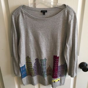 Three quarter sleeve sweater